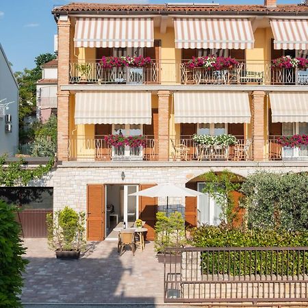 Apartmani Jolly Porec: Blizu Centra I Mora エクステリア 写真