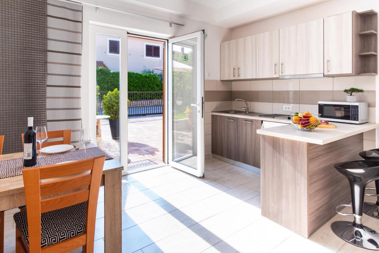Apartmani Jolly Porec: Blizu Centra I Mora エクステリア 写真