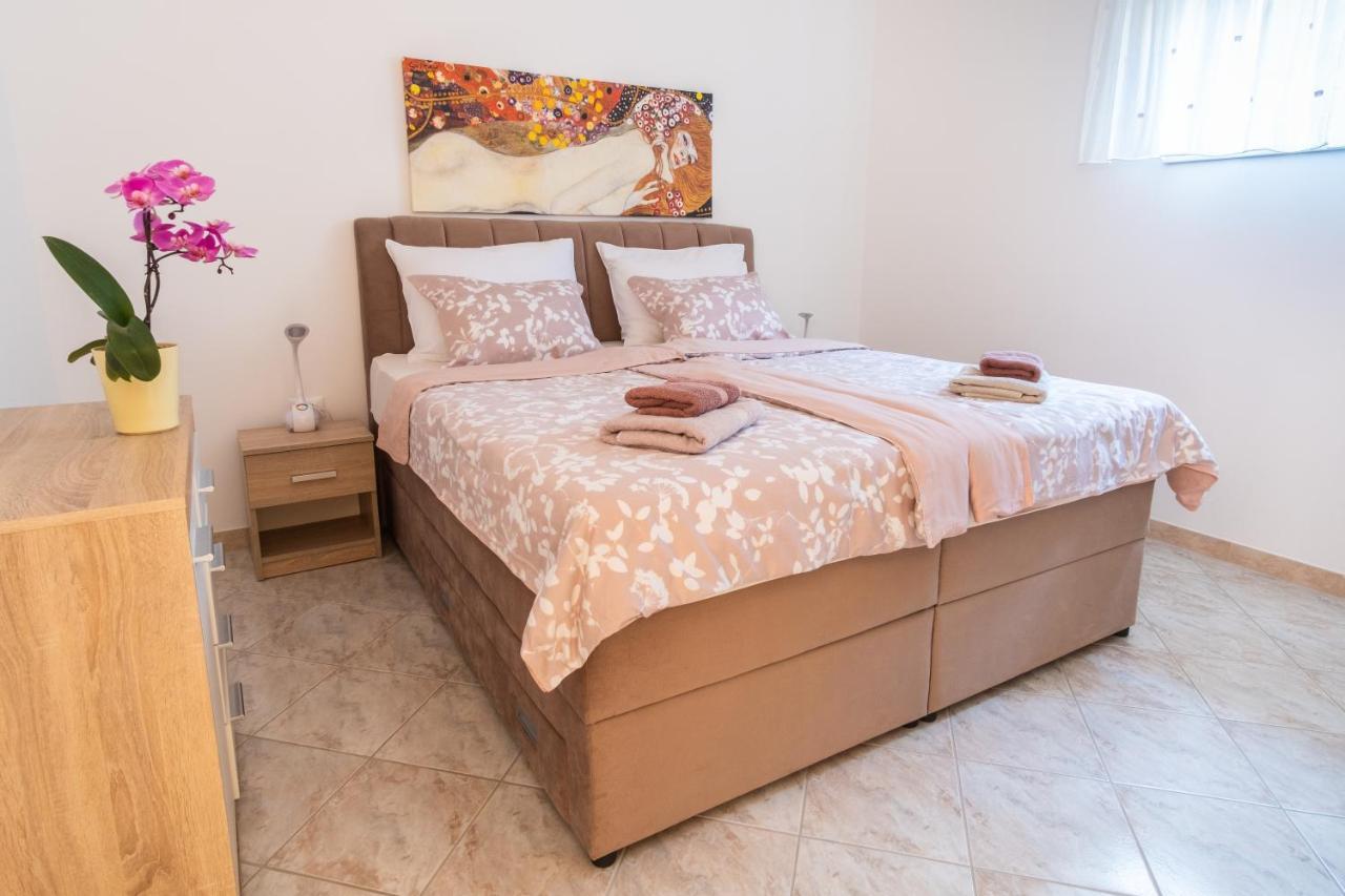 Apartmani Jolly Porec: Blizu Centra I Mora エクステリア 写真